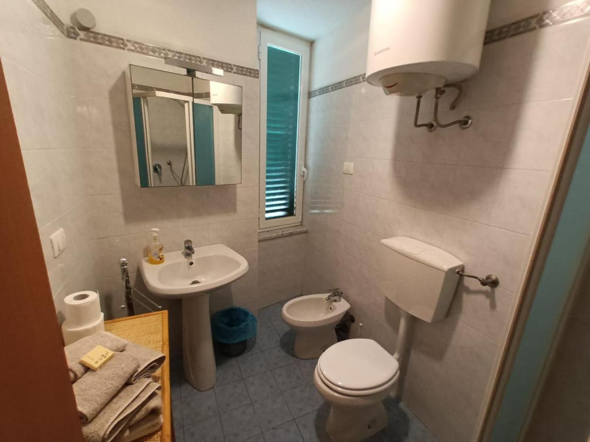 Sea Time Apartment Livorno Ngoại thất bức ảnh
